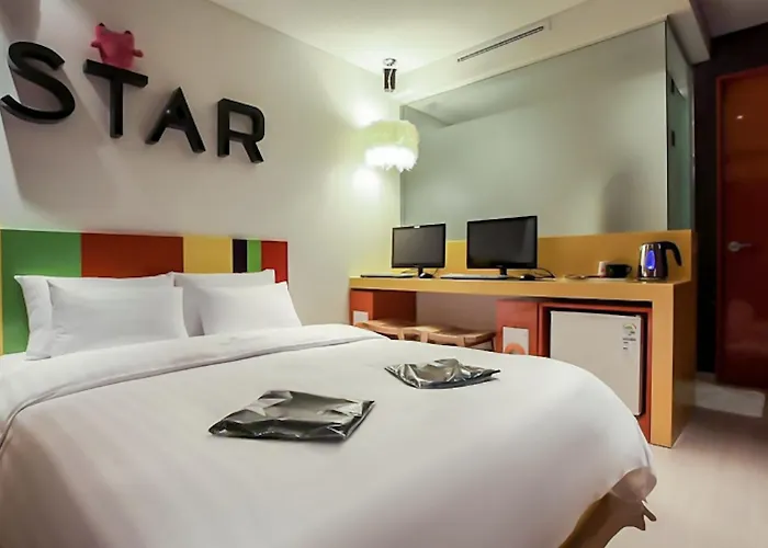 Nine Star 汽车旅馆 *